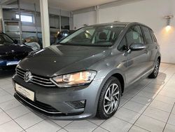 Grau Gebraucht 2015 VW Golf Sportsvan Sound Van / Kleinbus | 13.750 € (Fairer Preis)