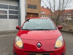 Rot Gebraucht 2010 Renault Twingo Kleinwagen | 1.990 € (Guter Preis)