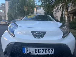 Weiß Gebraucht 2022 Toyota Aygo Kleinwagen | 12.000 € (Superpreis)