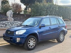Blau Gebraucht 2002 Toyota RAV4 SUV | 3.000 € (Fairer Preis)
