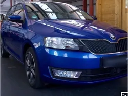 Blau Gebraucht 2017 Skoda Rapid Drive Kombi | 10.500 € (Guter Preis)