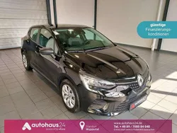 Schwarz Gebraucht 2021 Renault Clio V Life Kleinwagen | 11.690 € (Fairer Preis)