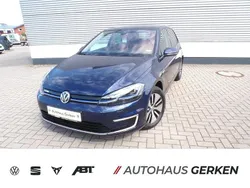 Blau Gebraucht 2017 VW e-Golf Kleinwagen | 14.990 € (Fairer Preis)