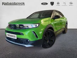 Matchagrün Gebraucht 2023 Opel Mokka Ultimate SUV | 23.990 € (Fairer Preis)