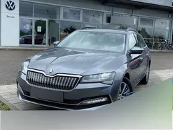 Grau Gebraucht 2022 Skoda Superb Kombi | 31.449 € (Guter Preis)