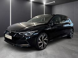 Deep black perleffekt Gebraucht 2022 VW Golf VIII Style Limousine | 25.990 € (Fairer Preis)
