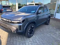 Grau Gebraucht 2024 Dacia Duster Journey SUV | 28.350 € (Fairer Preis)