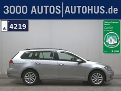 Silber Gebraucht 2019 VW Golf VII Comfortline Kombi | 12.780 € (Superpreis)