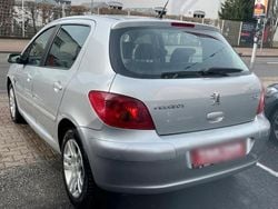 Silber Gebraucht 2004 Peugeot 307 Kleinwagen | 400 € (Superpreis)