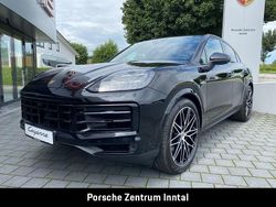 Chromitschwarzmetallic Gebraucht 2025 Porsche Cayenne SUV | 126.890 €