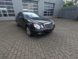 Schwarz Gebraucht 2009 Mercedes E320 Avantgarde Limousine | 8.500 € (Etwas zu teuer)