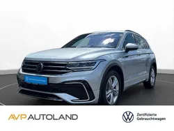 Reflexsilber Gebraucht 2024 VW Tiguan R-line SUV | 41.860 € (Fairer Preis)