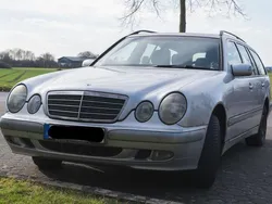 Silber Gebraucht 2003 Mercedes E240 Kombi | 2.100 € (Superpreis)