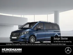 Sodalithblau metallic Gebraucht 2023 Mercedes Vito Van / Kleinbus | 63.850 €