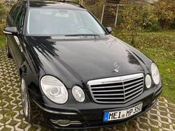 Schwarz Gebraucht 2008 Mercedes E280 Avantgarde Limousine | 5.500 € (Superpreis)