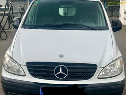 Weiß Gebraucht 2006 Mercedes Vito Van / Kleinbus | 3.500 €