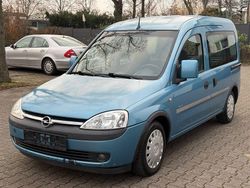 Blau Gebraucht 2002 Opel Combo Van / Kleinbus | 2.950 € (Etwas zu teuer)