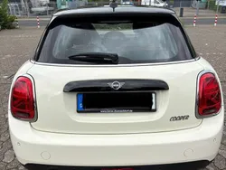 Weiß Gebraucht 2018 Mini Cooper Kleinwagen | 18.500 € (Fairer Preis)