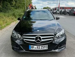 Schwarz Gebraucht 2011 Mercedes 220 Limousine | 17.500 €