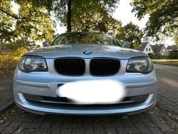 Grau Gebraucht 2010 BMW 116 Kleinwagen | 3.000 € (Fairer Preis)