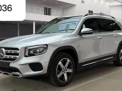 Mercedes GLB200