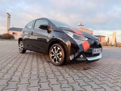 Schwarz Gebraucht 2020 Toyota Aygo Team Kleinwagen | 9.950 € (Fairer Preis)