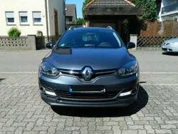 Grau Gebraucht 2015 Renault Mégane GrandTour LIMITED Kombi | 6.900 € (Fairer Preis)