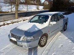 Silber Gebraucht 2002 Kia Magentis Limousine | 800 €