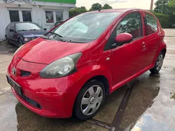 Rot Gebraucht 2006 Toyota Aygo Kleinwagen | 999 € (Guter Preis)