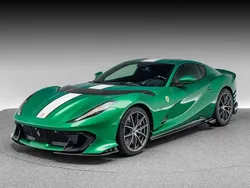 Glossy verde jewel Neu 2024 Ferrari 812 Coupé | 1.690.000 €
