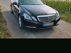 Schwarz Gebraucht 2011 Mercedes E220 Avantgarde Kombi | 9.500 € (Fairer Preis)