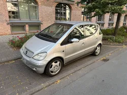 Silber Gebraucht 2003 Mercedes A190 Avantgarde Van / Kleinbus | 2.900 € (Etwas zu teuer)