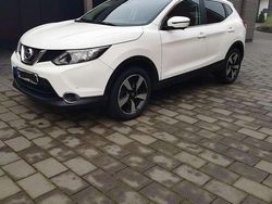 Weiß Gebraucht 2014 Nissan Qashqai 360º SUV | 11.000 € (Fairer Preis)