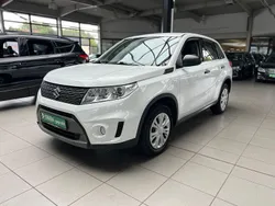 Weiß Gebraucht 2018 Suzuki Vitara Club SUV | 12.850 € (Fairer Preis)