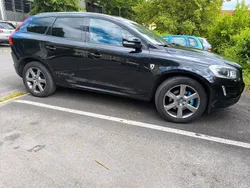 Schwarz Gebraucht 2015 Volvo XC60 Summum SUV | 15.900 € (Guter Preis)