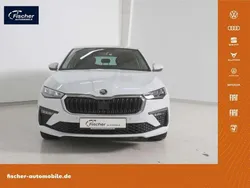 Weiß Gebraucht 2024 Skoda Scala Selection Kleinwagen | 18.480 € (Guter Preis)