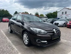Braun Gebraucht 2015 Renault Mégane III Initiale Paris Limousine | 7.999 € (Fairer Preis)