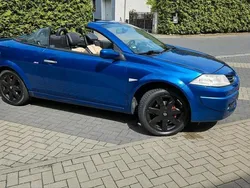 Blau Gebraucht 2007 Renault Mégane Cabriolet Cabrio | 3.490 € (Etwas zu teuer)