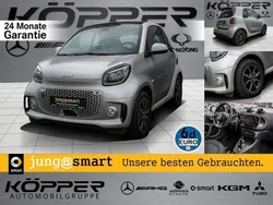 Silber Gebraucht 2023 Smart ForTwo Electric Drive Exclusive Kleinwagen | 14.888 € (Fairer Preis)