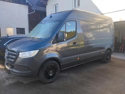Grau Gebraucht 2019 Mercedes Sprinter Van | 26.999 €