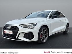 Weiß Gebraucht 2022 Audi A3 S-Line Limousine | 29.440 € (Fairer Preis)