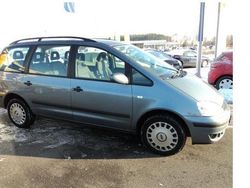 Grau metallic Gebraucht 2002 Ford Galaxy Trend Van / Kleinbus | 4.990 €