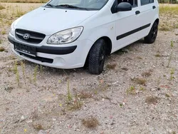 Weiß Gebraucht 2010 Hyundai Getz Kleinwagen | 1.850 €