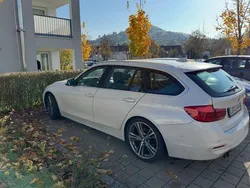 Weiß Gebraucht 2017 BMW 325 Advantage Kombi | 9.999 € (Guter Preis)