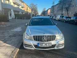 Grau Gebraucht 2011 Mercedes C180 Limousine | 8.000 €