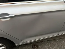 Silber Gebraucht 2015 VW Passat Limousine | 11.999 € (Fairer Preis)