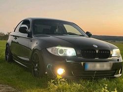 Schwarz Gebraucht 2011 BMW 118 Coupé Coupé | 5.000 € (Etwas zu teuer)