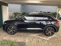 Deep black perleffekt Gebraucht 2023 VW T-Roc R-line SUV | 34.504 € (Fairer Preis)