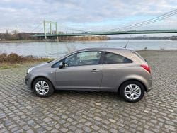 Braun Gebraucht 2013 Opel Corsa Innovation Kleinwagen | 3.500 € (Guter Preis)