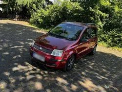 Rot Gebraucht 2004 Fiat Panda Kleinwagen | 999 € (Etwas zu teuer)
